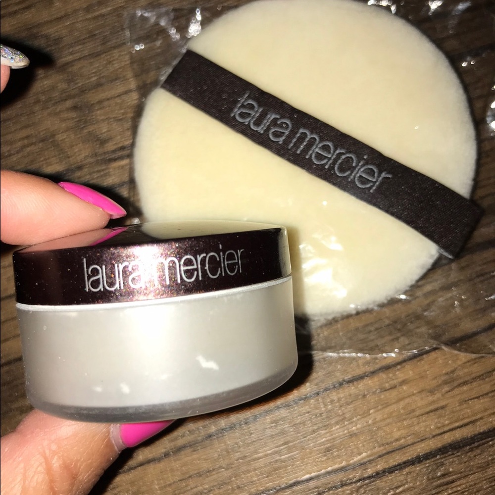 Makeup Bundle - Picture 5 of 5